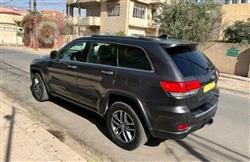 جیپ گراند شیرۆکی